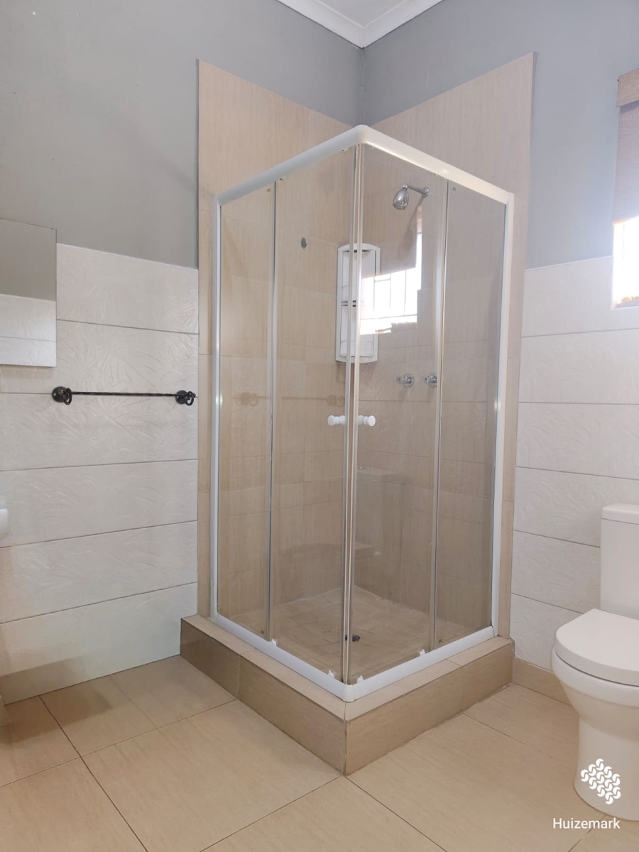 5 Bedroom Property for Sale in Vaalpark Free State